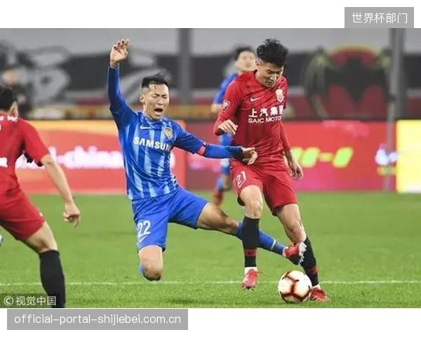 韩国队主力阵容年龄结构偏大，在密集的赛程下面临伤病风险，医疗和康复团队的工作至关重要。